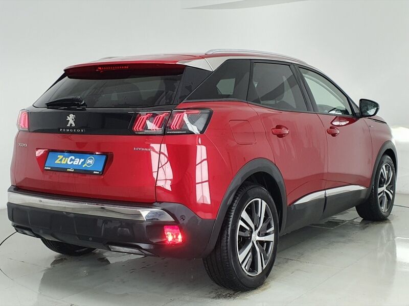 More views of Peugeot 3008