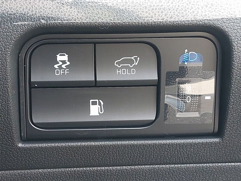 More views of Kia Sorento