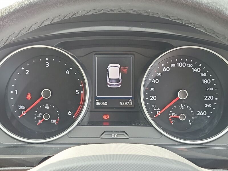 More views of Volkswagen Tiguan