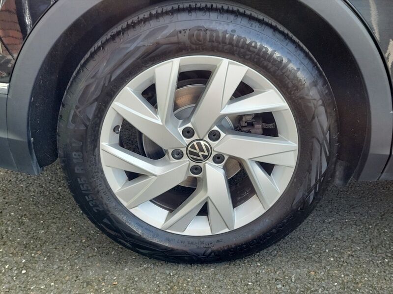 More views of Volkswagen Tiguan