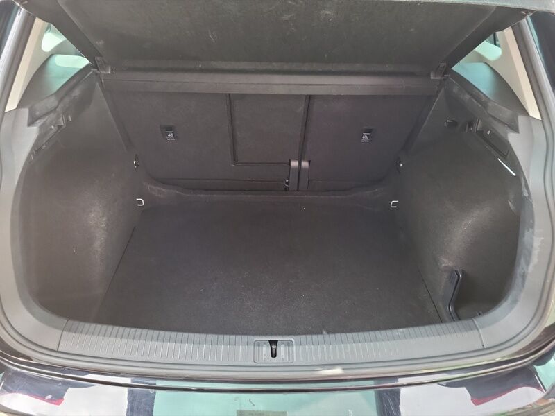 More views of Volkswagen Tiguan