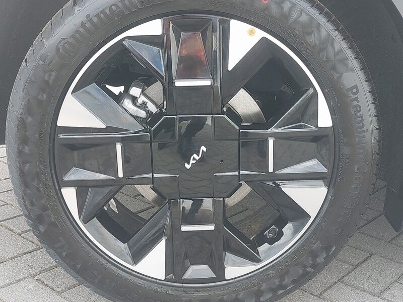 More views of Kia Sportage