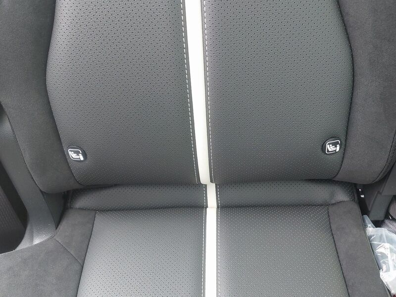 More views of Kia Sportage