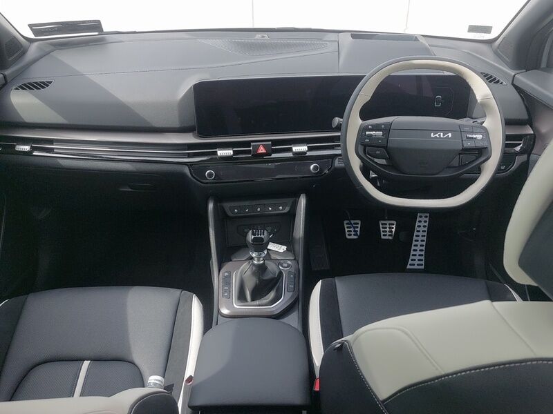 More views of Kia Sportage