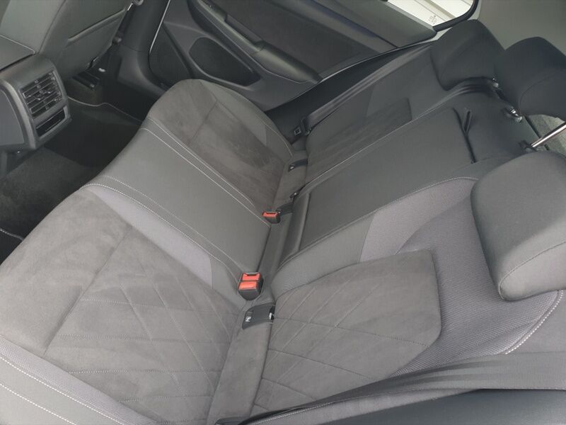 More views of Volkswagen Golf