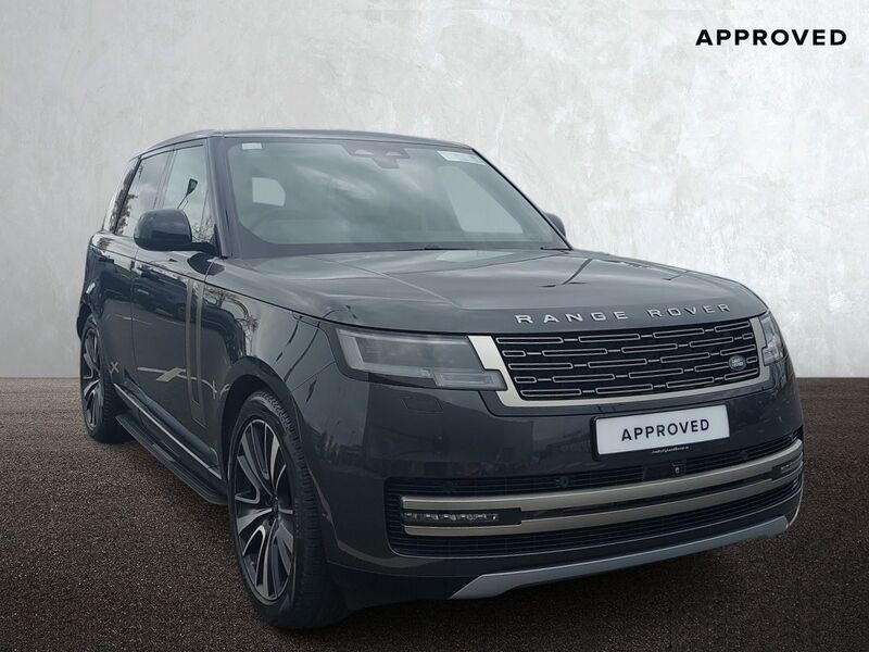 More views of Land Rover Range Rover