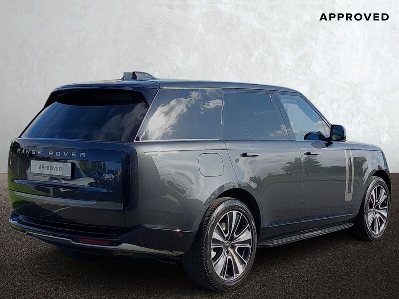 More views of Land Rover Range Rover