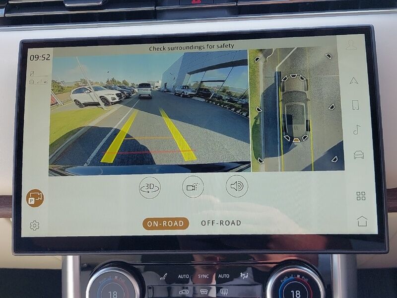 More views of Land Rover Range Rover