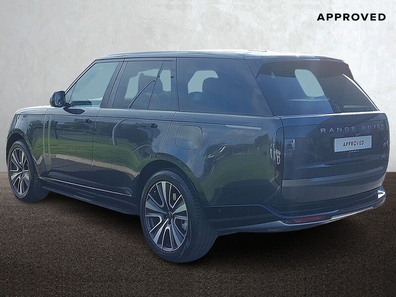 More views of Land Rover Range Rover