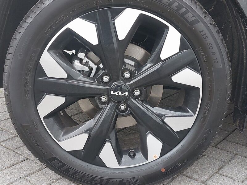 More views of Kia Sportage