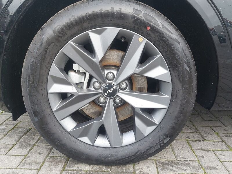 More views of Kia Sportage