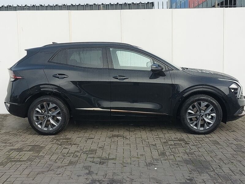 More views of Kia Sportage