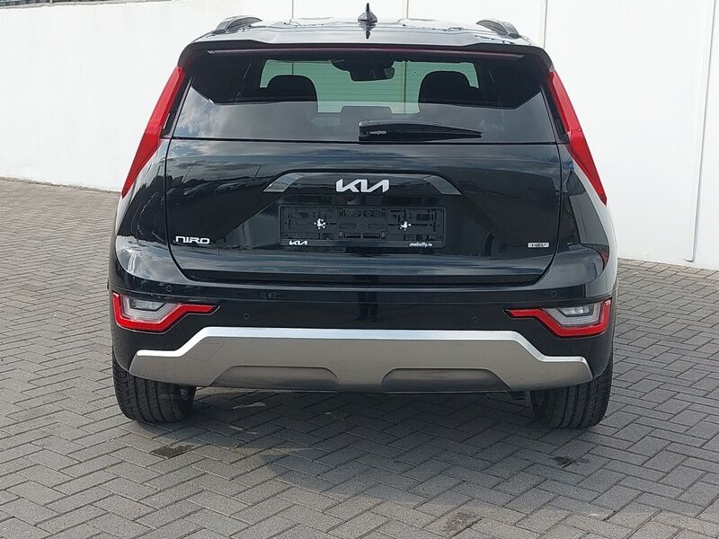 More views of Kia Niro