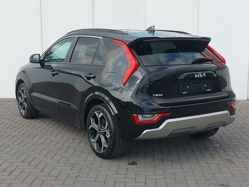 More views of Kia Niro