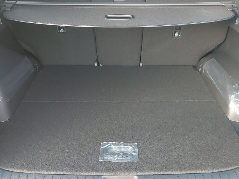 More views of Kia Sportage