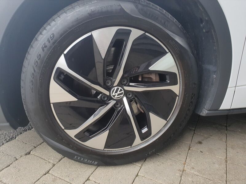 More views of Volkswagen ID.5