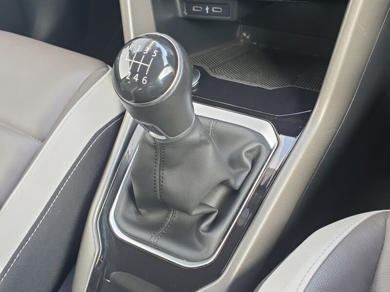 More views of Volkswagen T-Roc