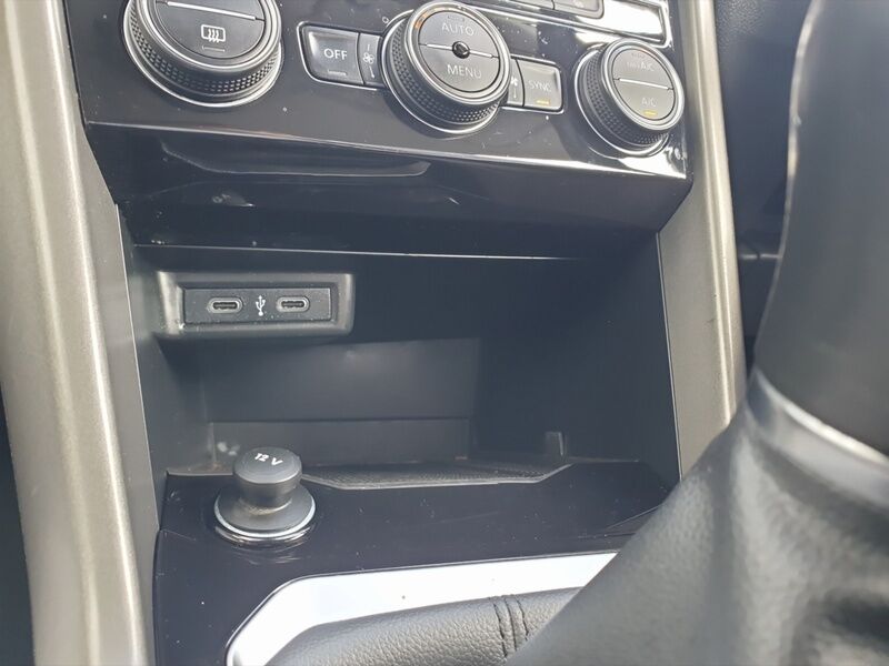 More views of Volkswagen T-Roc