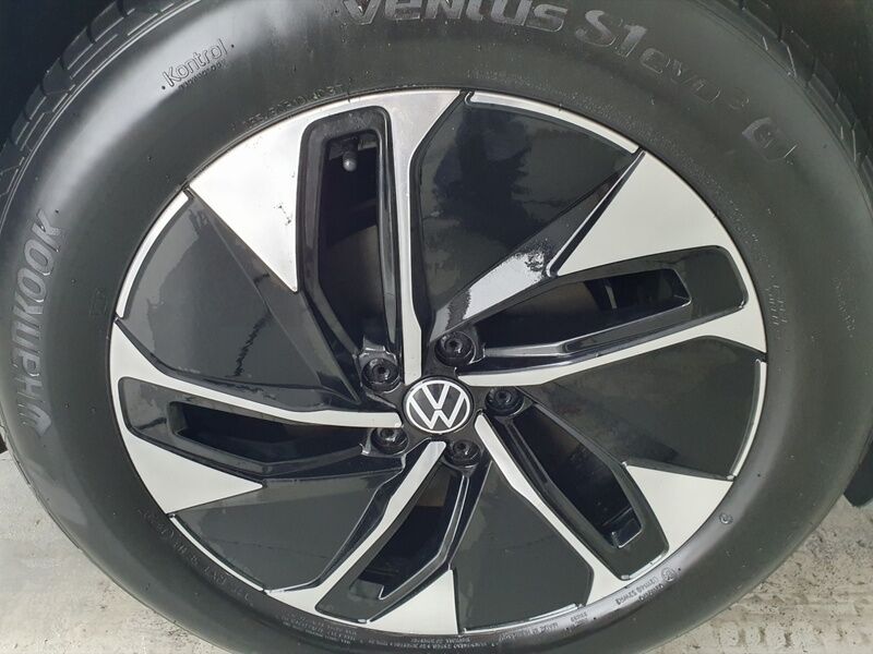 More views of Volkswagen ID.4