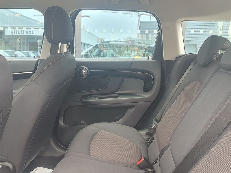 More views of MINI countryman