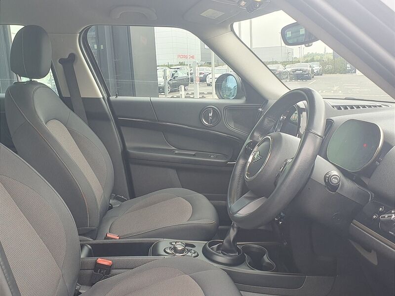 More views of MINI countryman