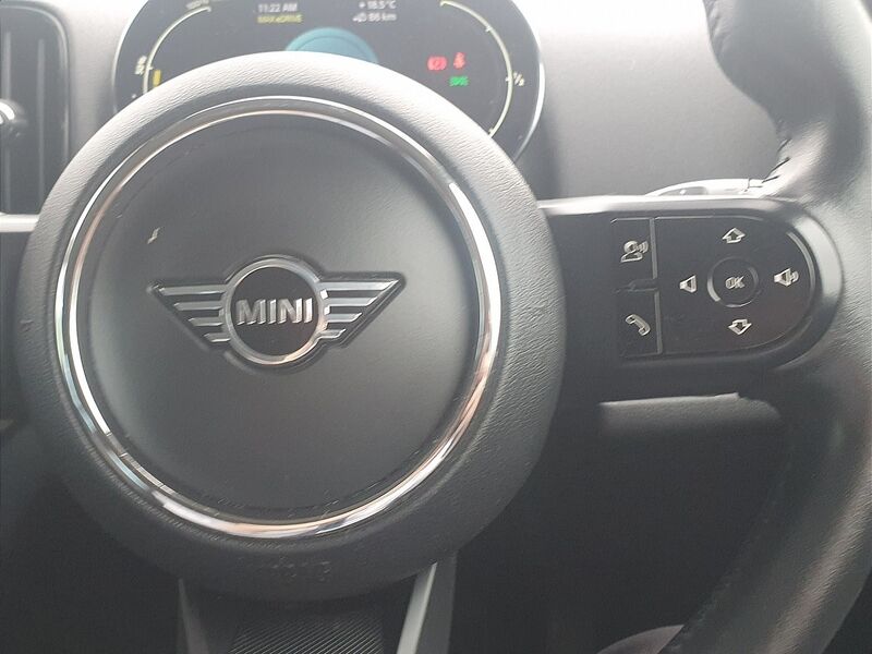 More views of MINI countryman