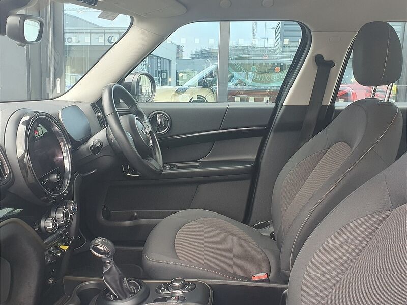 More views of MINI countryman