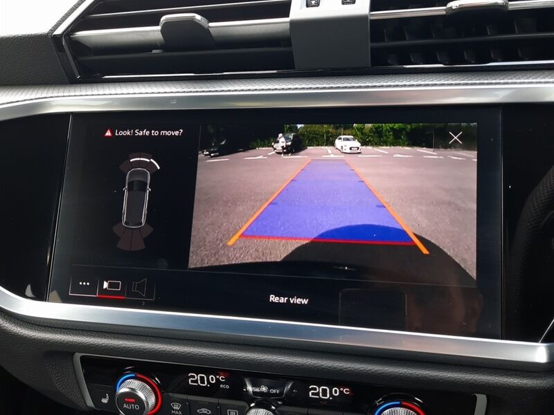 More views of Audi Q3