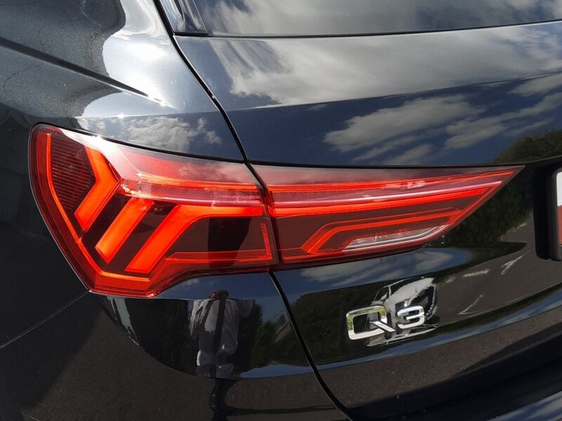 More views of Audi Q3