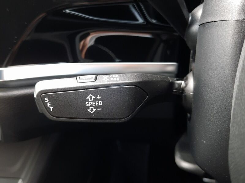 More views of Audi Q3