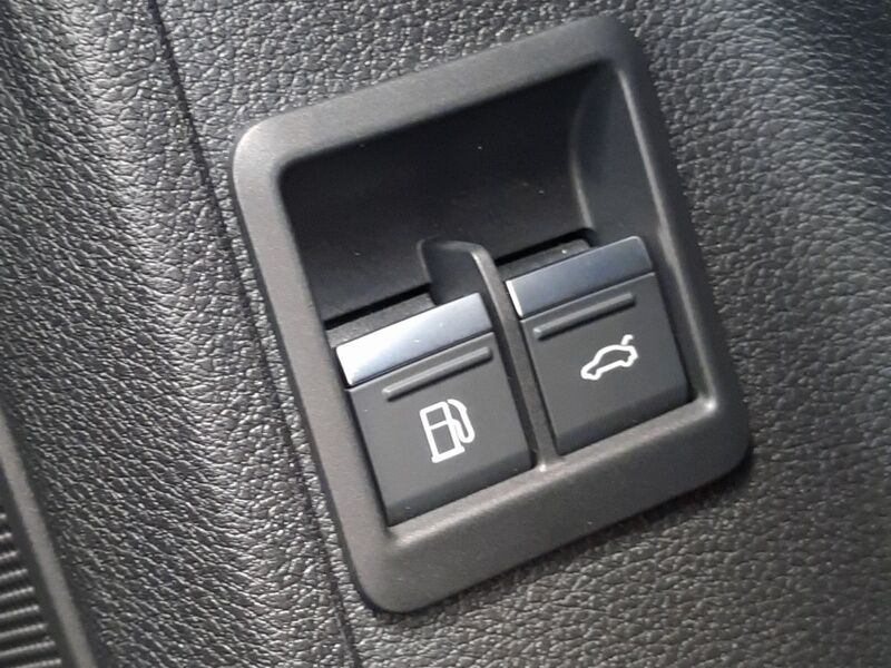 More views of Audi Q3