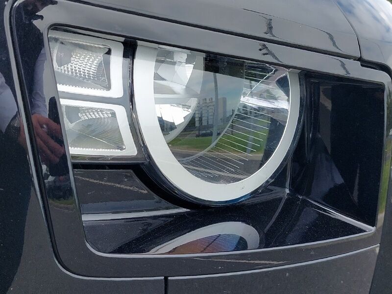 More views of Land Rover Defender