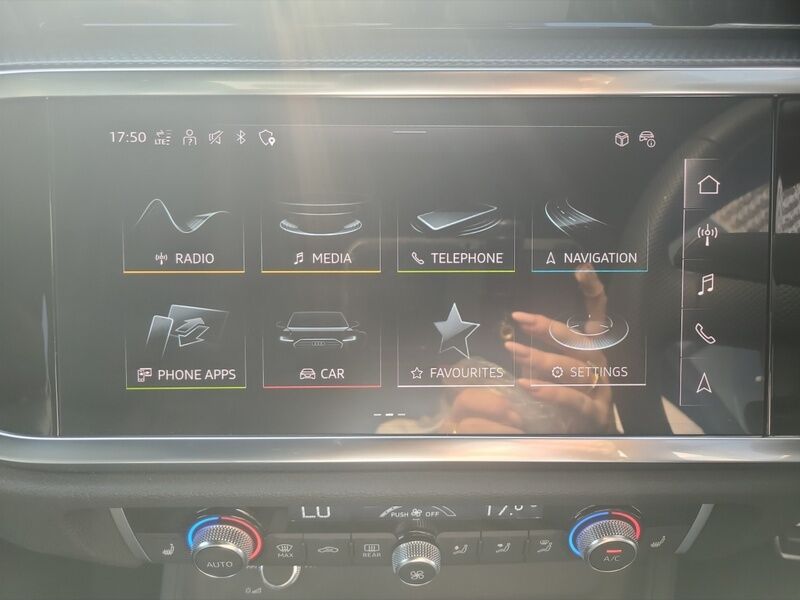 More views of Audi Q3
