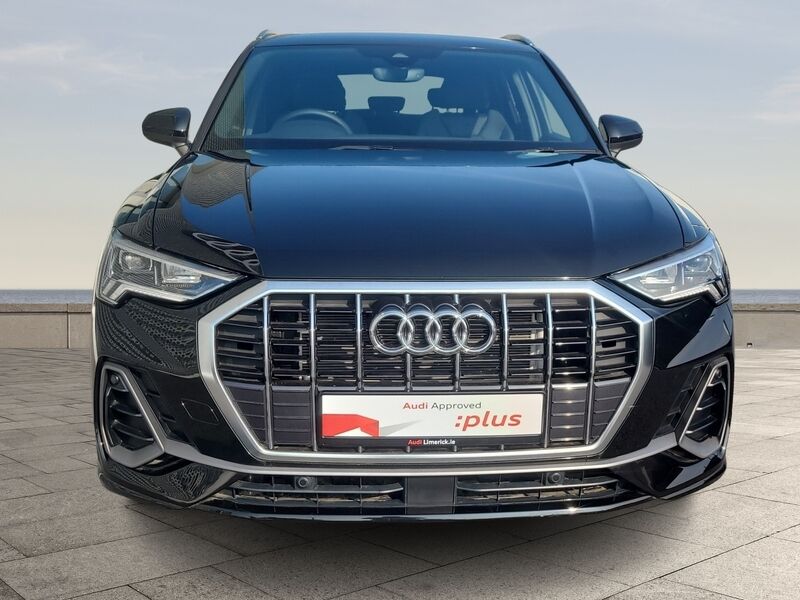 More views of Audi Q3