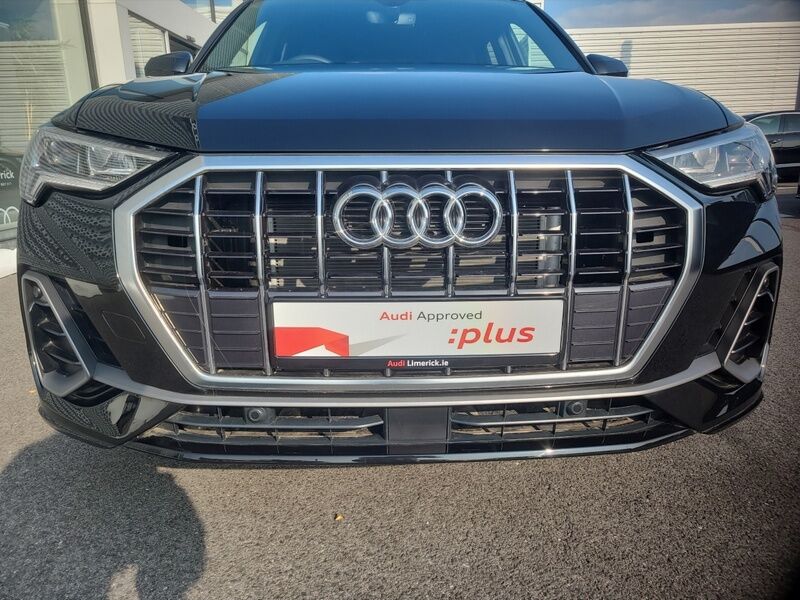 More views of Audi Q3