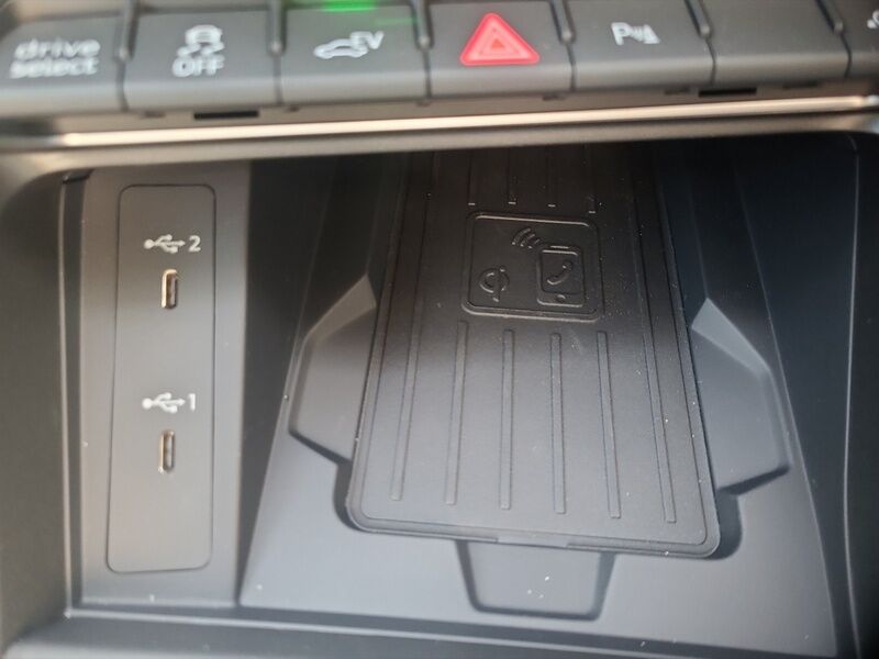 More views of Audi Q3