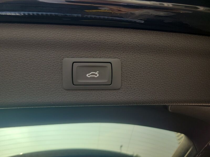 More views of Audi Q3