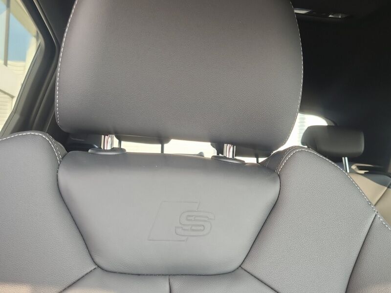 More views of Audi Q3