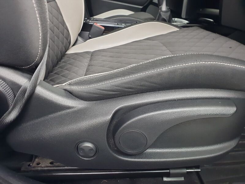 More views of Kia Ceed