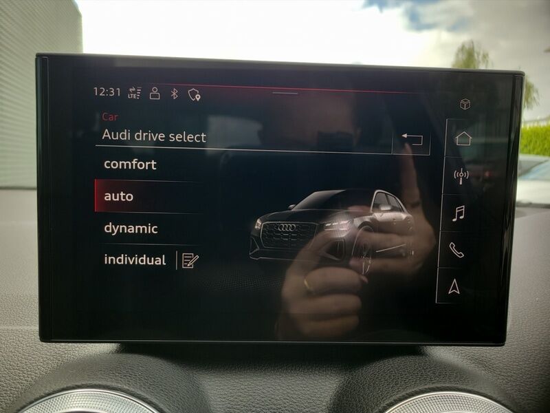 More views of Audi Q2