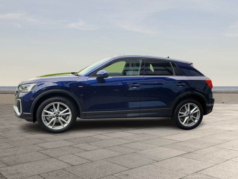 More views of Audi Q2