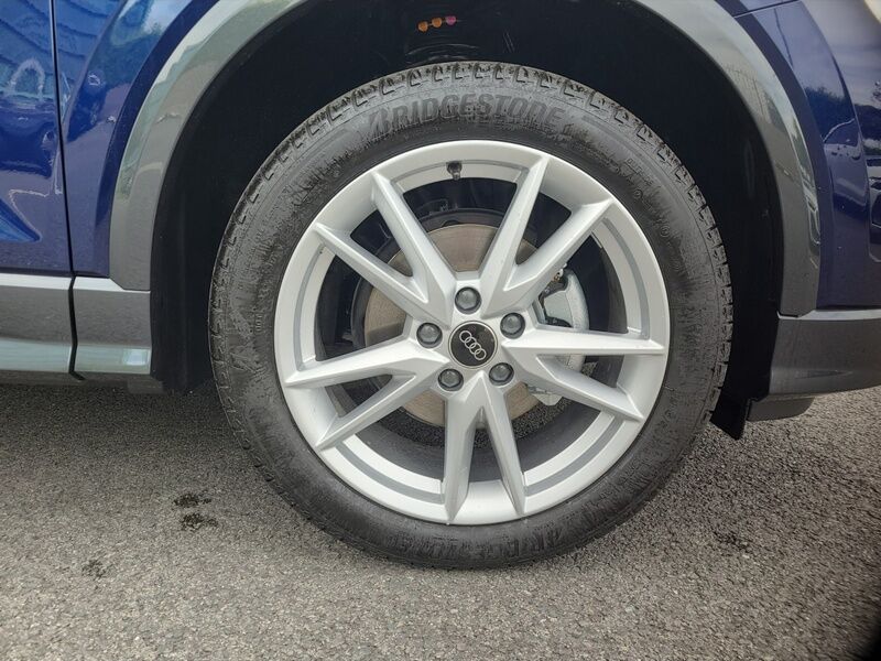 More views of Audi Q2