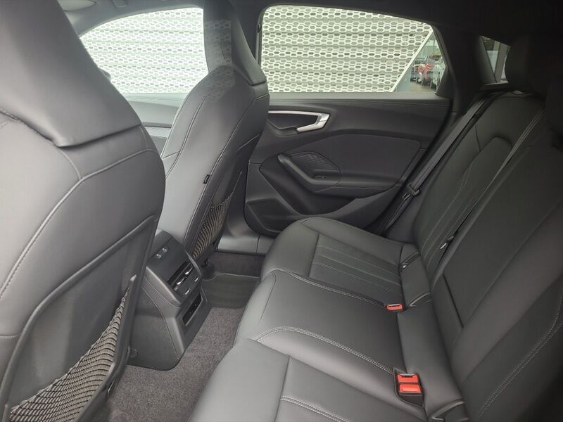 More views of Audi A5