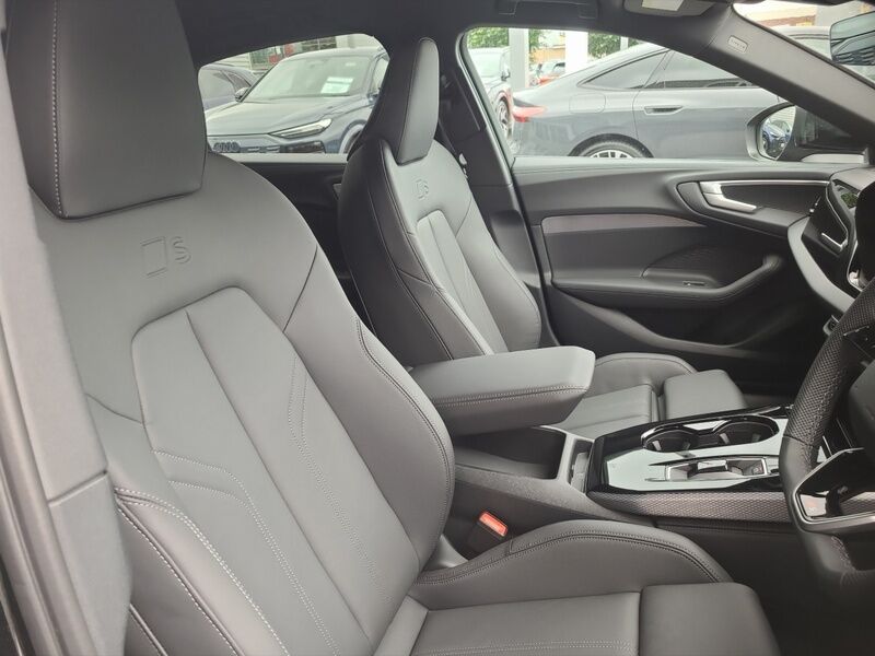 More views of Audi A5