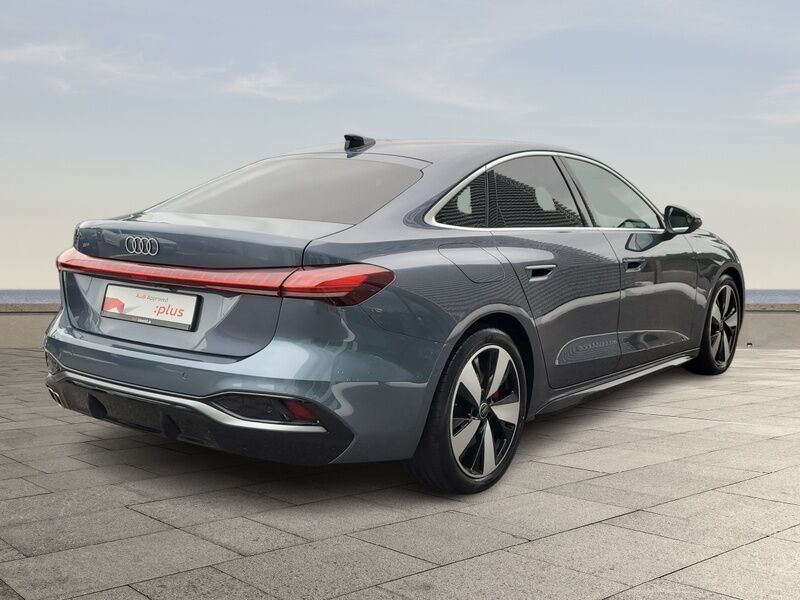More views of Audi A5