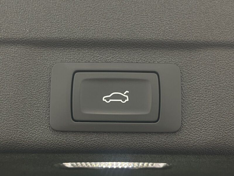 More views of Audi A5