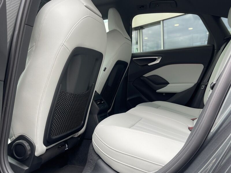 More views of Audi A5