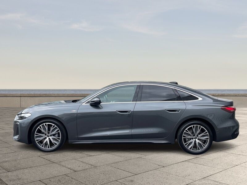 More views of Audi A5