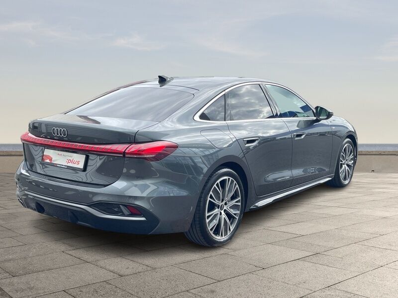 More views of Audi A5