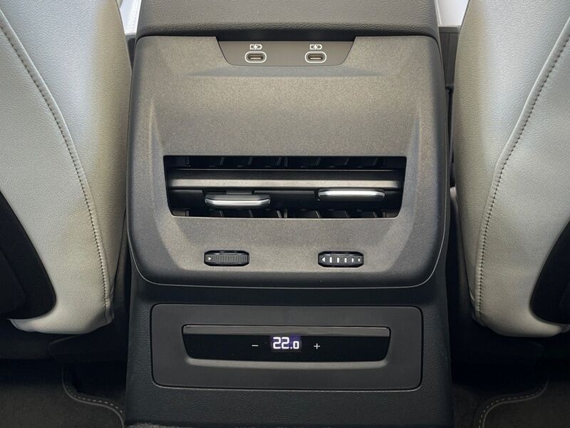 More views of Audi A5